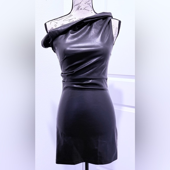 NWT MICAS Faux Leather Asymmetrical Twist Knot Zipper Mini Dress - Picture 6 of 16